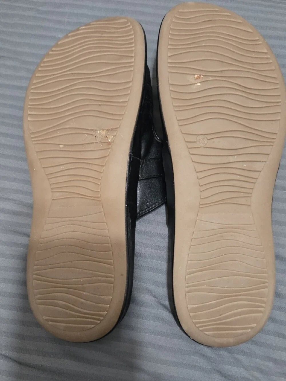 Black Double-Strap Slide Sandals with Cushioned Tan Footbed